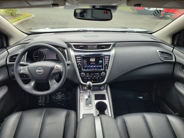 Used 2024 Nissan Murano SV FWD image 11