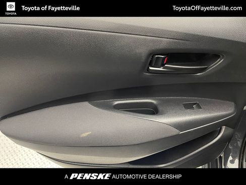 Used 2024 Toyota Corolla LE image 31