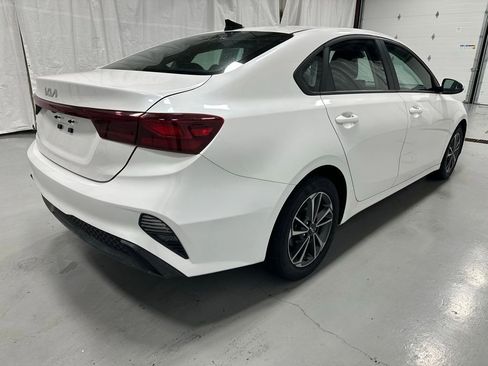 Used 2024 Kia Forte LXS image 7