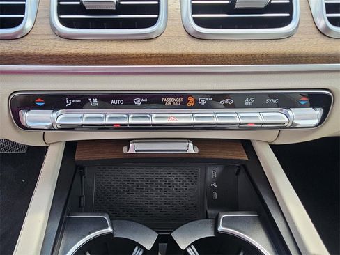 Used 2024 Mercedes-Benz GLE 350 4MATIC image 22