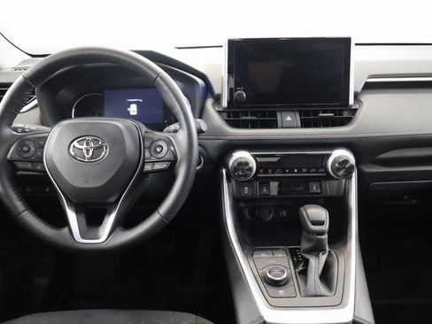 Certified 2025 Toyota RAV4 XLE w/ Convenience Package AWD/4WD image 16