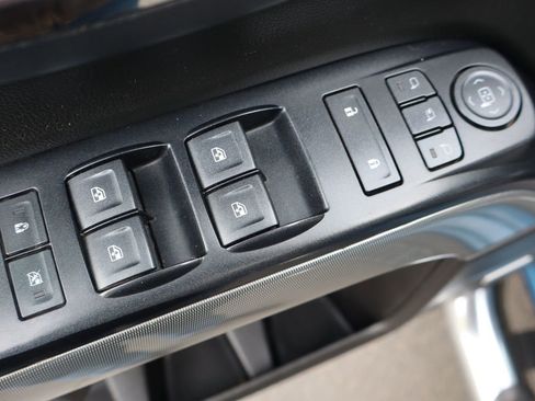 Used 2017 Chevrolet Silverado 2500 LTZ w/ Duramax Plus Package image 27