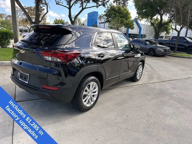 Used 2024 Chevrolet TrailBlazer LS w/ LS Convenience Package FWD image 35