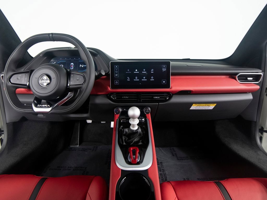 Used 2025 Lotus Emira RWD image 34
