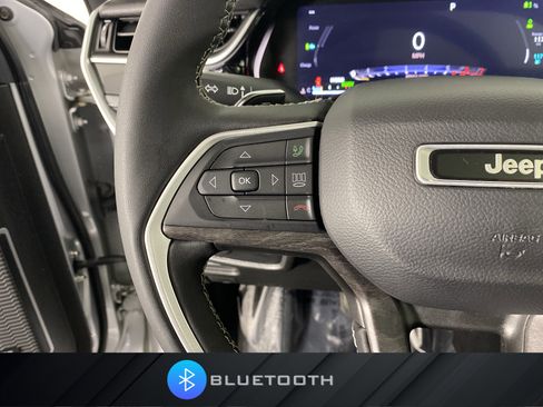 Used 2023 Jeep Grand Cherokee 4WD 4xe image 24