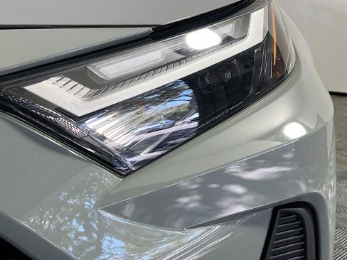 Used 2023 Toyota RAV4 XLE w/ Convenience Package image 12