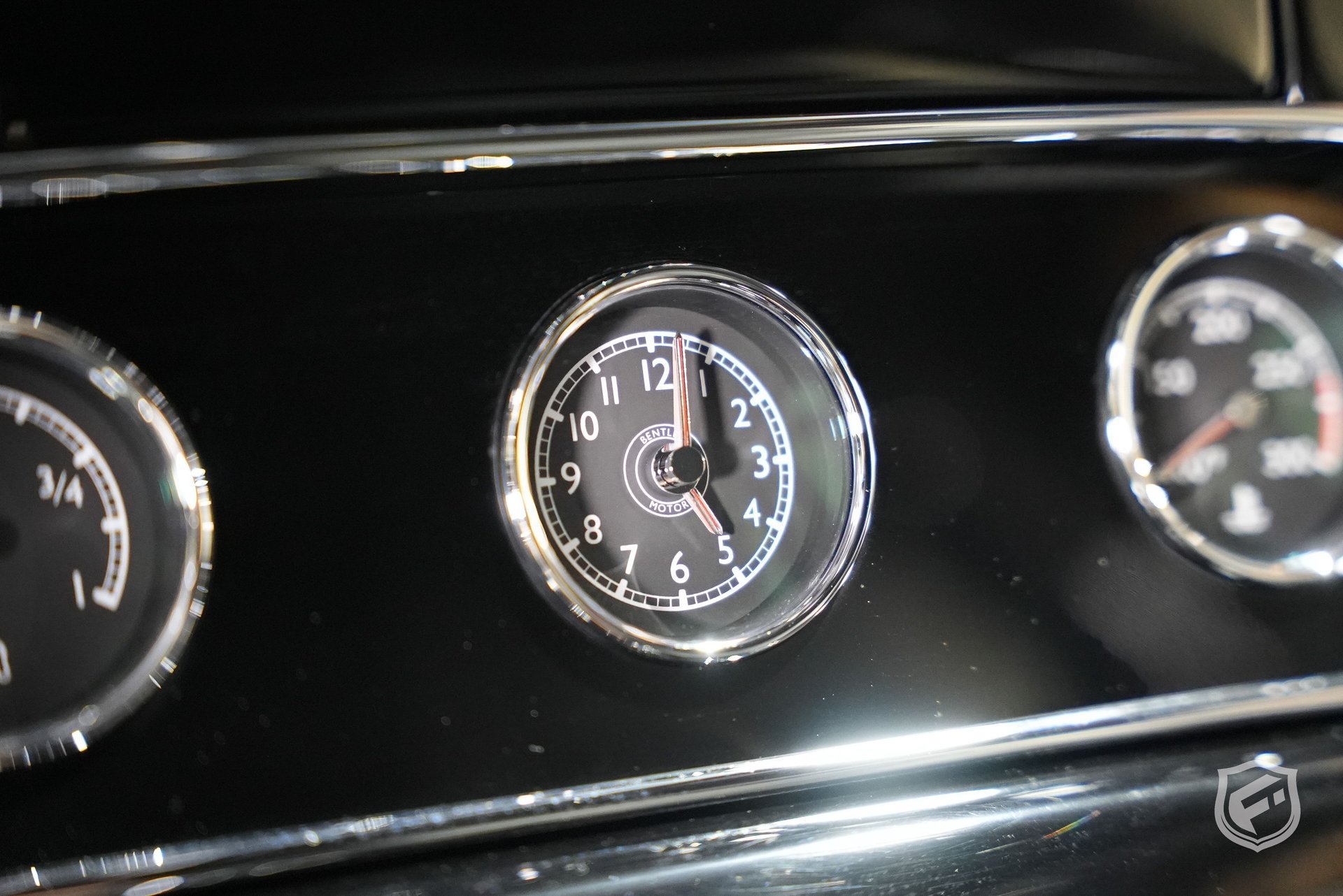 Used 2012 Bentley Mulsanne RWD image 27