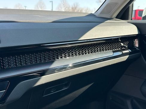 Used 2023 Honda CR-V EX-L image 29