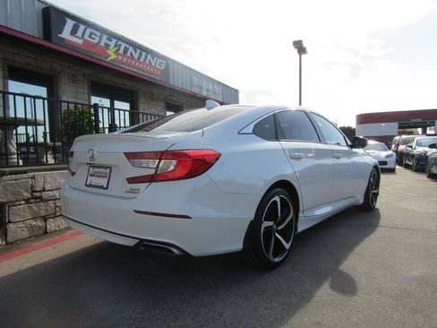 Used 2020 Honda Accord Sport image 4
