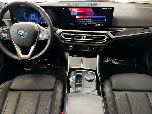 Used 2023 BMW i4 eDrive35 RWD image 29