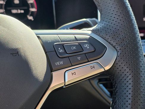 New 2026 Volkswagen Tiguan SE R-Line image 30