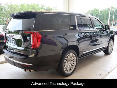 Used 2023 GMC Yukon XL Denali w/ Advanced Technology Package AWD/4WD image 4