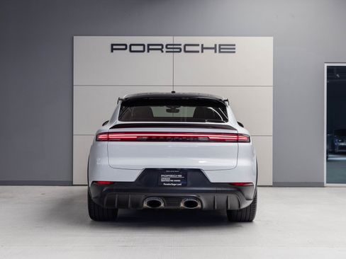 Certified 2024 Porsche Cayenne Turbo GT image 6