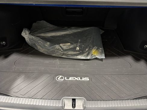 Used 2024 Lexus ES 350 F Sport w/ Technology Package FWD image 11