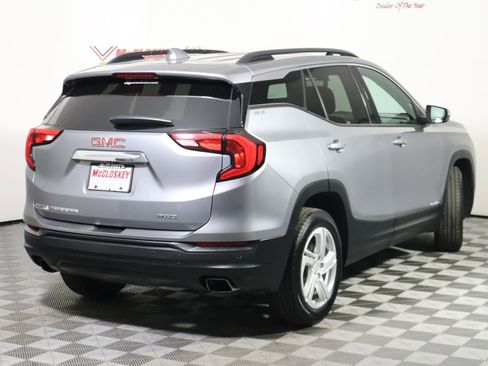 Used 2019 GMC Terrain SLE w/ Driver Convenience Package image 8