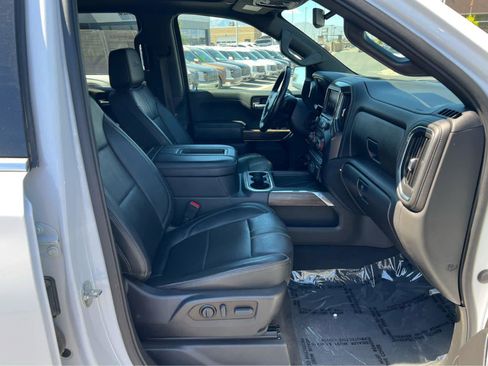 Used 2022 Chevrolet Silverado 1500 High Country AWD/4WD image 17