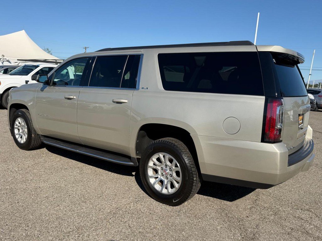Used 2017 GMC Yukon XL SLE w/ Enhanced Driver Alert Package RWD image 9