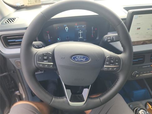 New 2025 Ford Maverick XLT w/ XLT Luxury Package image 35