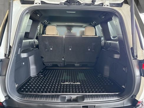 Certified 2024 Lexus GX 550 image 17