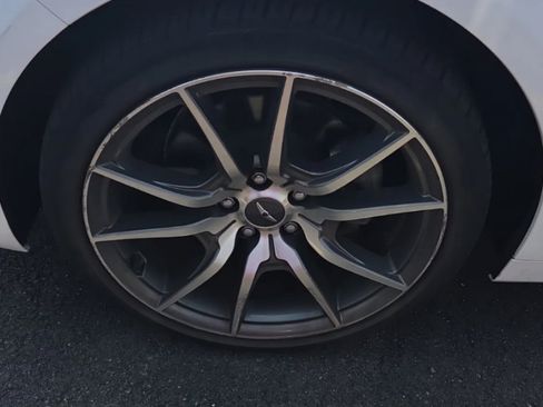 Used 2023 Genesis G70 2.0T AWD/4WD image 6