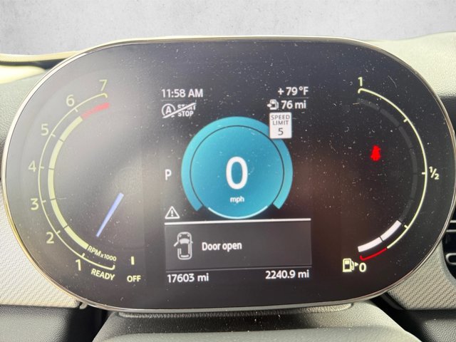 Used 2024 MINI Cooper 2-Door Hardtop FWD image 11