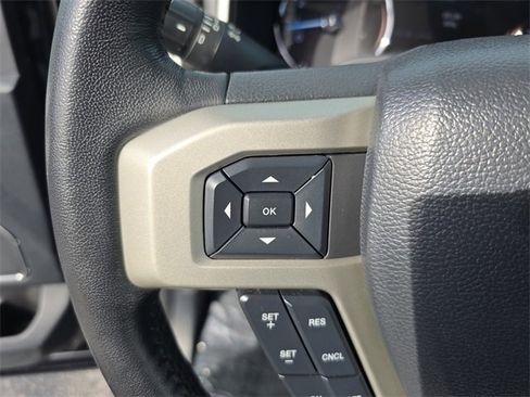 Used 2022 Ford F250 Lariat image 20