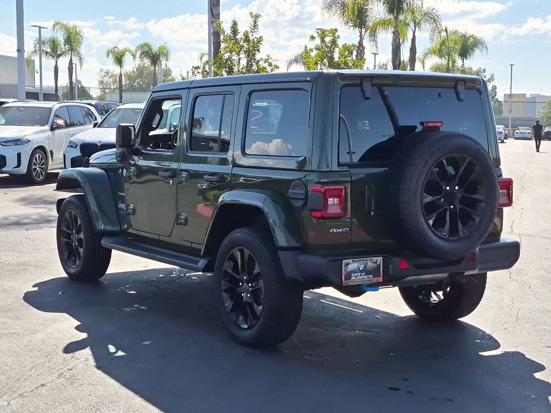 Used 2024 Jeep Wrangler Unlimited Sahara w/ Safety Group AWD/4WD image 8