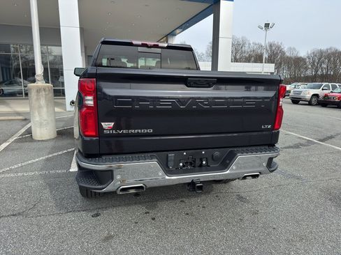 Used 2022 Chevrolet Silverado 1500 LTZ image 5
