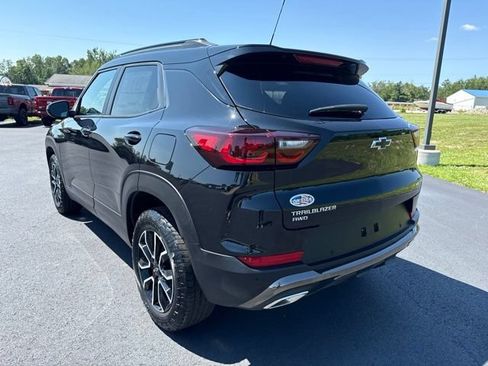 New 2026 Chevrolet TrailBlazer ACTIV w/ Convenience Package AWD/4WD image 3