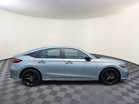 Used 2025 Honda Civic Sport image 7