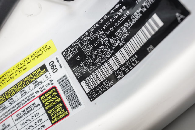 Used 2016 Toyota Sienna Limited Premium FWD image 62