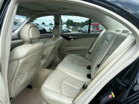 Used 2003 Mercedes-Benz E 320 Sedan image 27