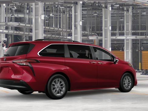 New 2026 Toyota Sienna XLE AWD/4WD image 10