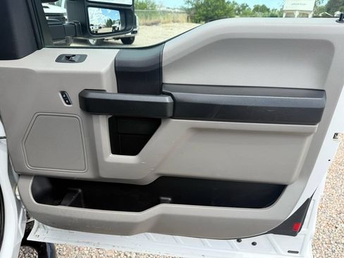 Used 2018 Ford F350 XL AWD/4WD image 13