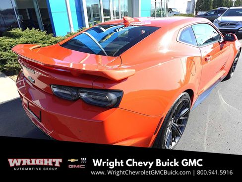 Used 2019 Chevrolet Camaro ZL1 image 3
