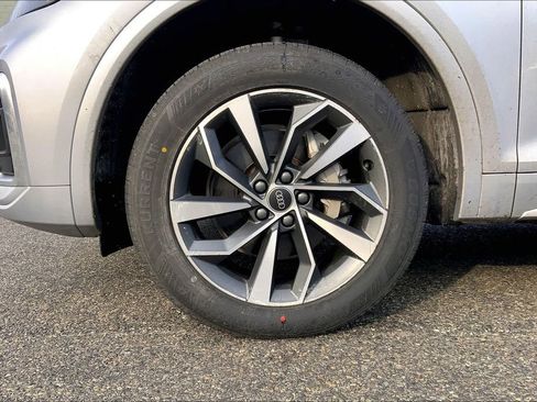 Used 2023 Audi Q5 2.0T Premium Plus w/ Premium Plus Package image 7