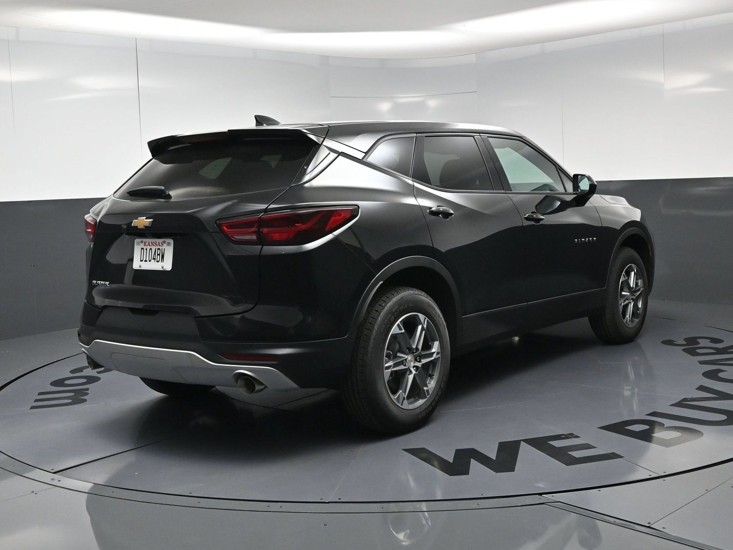 Used 2026 Chevrolet Blazer LT FWD image 9