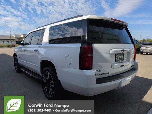 Used 2019 Chevrolet Suburban Premier w/ RST Edition AWD/4WD image 5