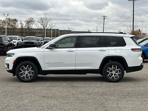 New 2025 Jeep Grand Cherokee L Limited image 5