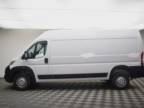 New 2026 RAM ProMaster 2500 w/ Convenience Group FWD image 14