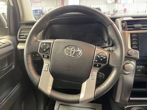 Certified 2024 Toyota 4Runner SR5 Premium w/ Moonroof Package AWD/4WD image 19