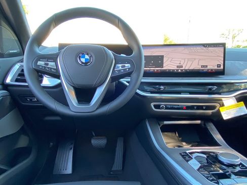 New 2026 BMW X5 xDrive40i w/ Climate Comfort Package AWD/4WD image 18