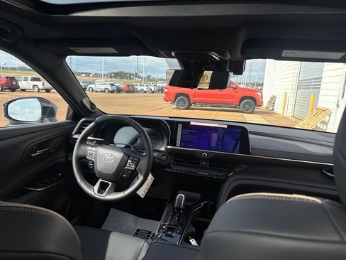 New 2026 Toyota Crown Signia Limited image 30