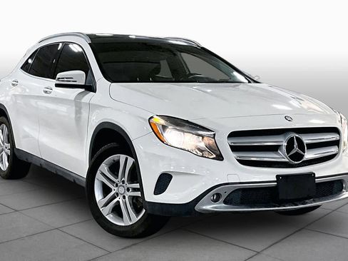 Used 2015 Mercedes-Benz GLA 250 image 3