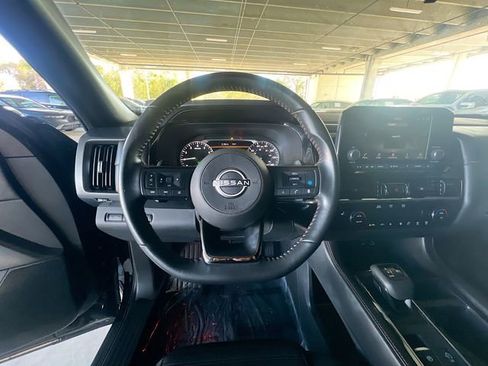 Used 2023 Nissan Pathfinder Rock Creek image 13