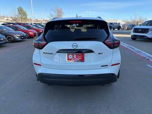 Used 2024 Nissan Murano SV w/ SV Midnight Edition Package image 5