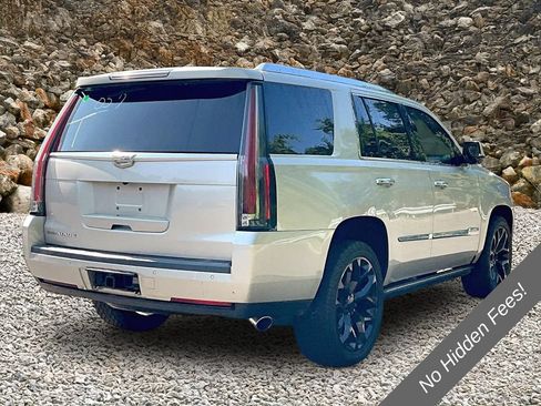 Used 2015 Cadillac Escalade Premium AWD/4WD image 2