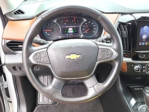 Used 2020 Chevrolet Traverse High Country AWD/4WD image 18
