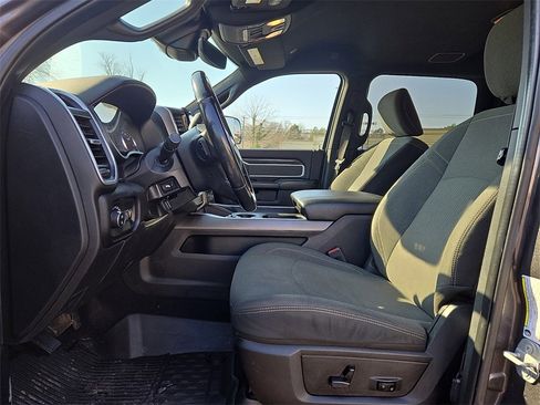 Used 2020 RAM 2500 Big Horn w/ Level 2 Equipment Group image 13