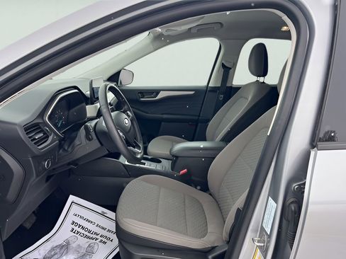 Used 2022 Ford Escape SE w/ Convenience Package image 19